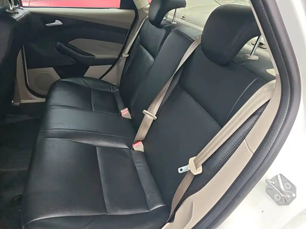 Ford Focus — миниатюра 17