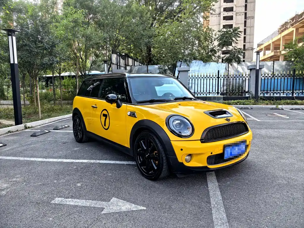 MINI Mini Clubman — миниатюра 3