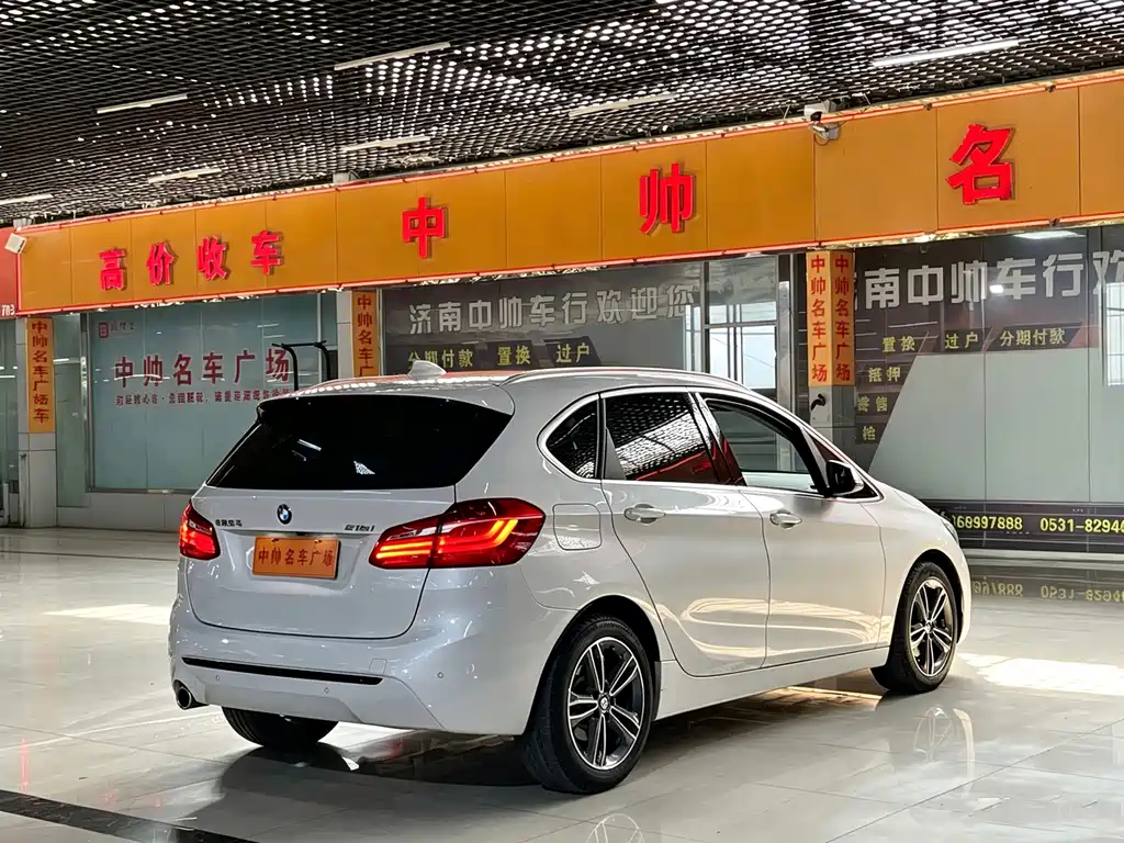 BMW 2 Series Active Tourer — миниатюра 4