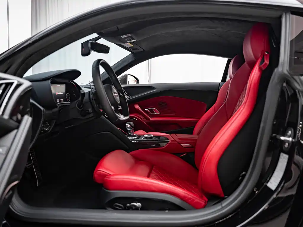 Audi R8 — миниатюра 11