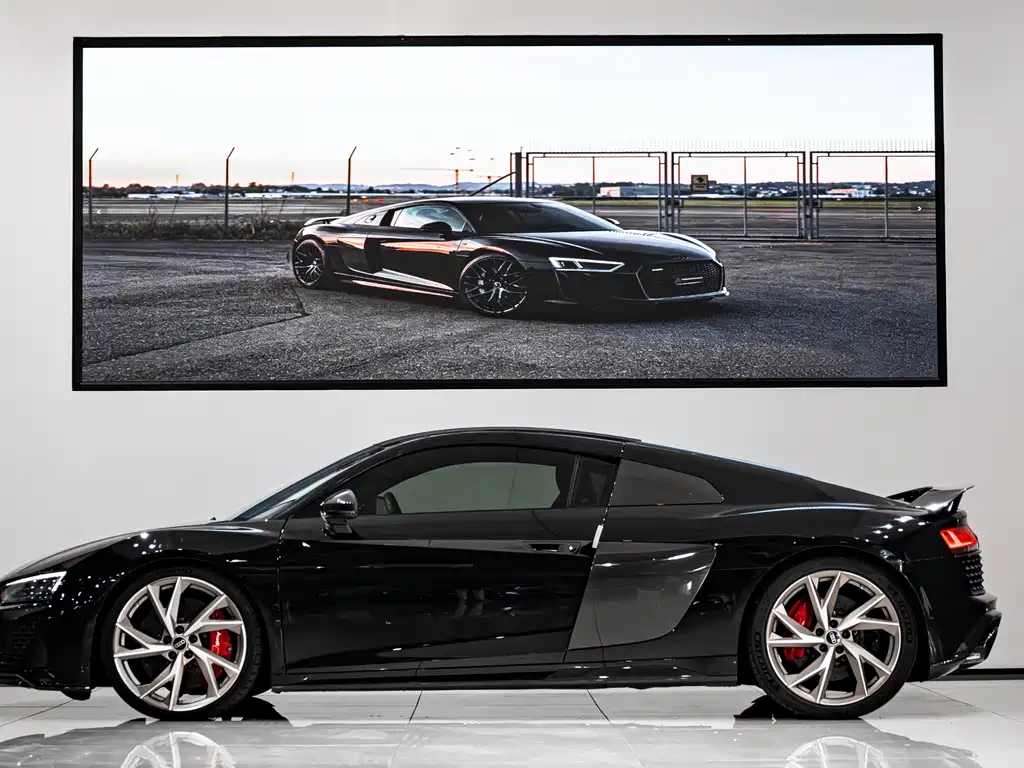 Audi R8 — миниатюра 4