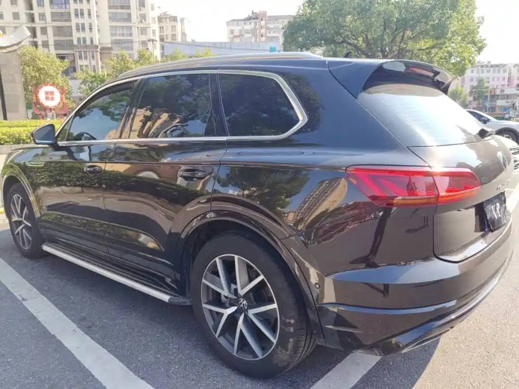 Volkswagen Touareg — миниатюра 9