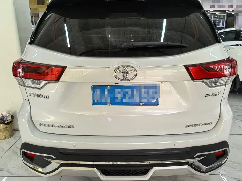 Toyota Highlander — миниатюра 5