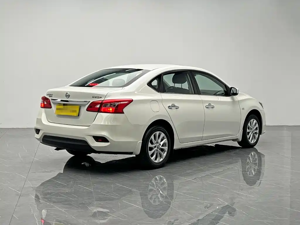 Nissan Sylphy — миниатюра 6
