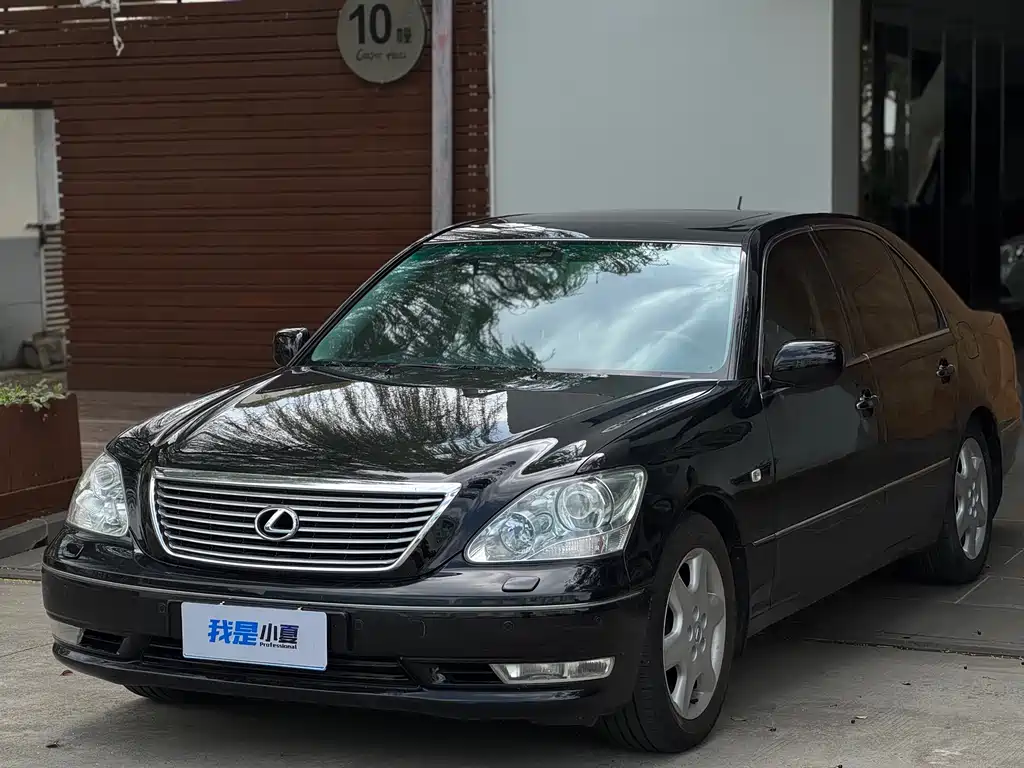Lexus LS 2005 430