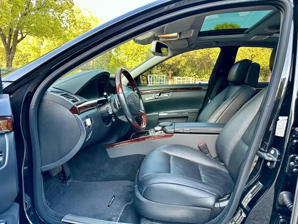 Mercedes-Benz S-Class — миниатюра 3