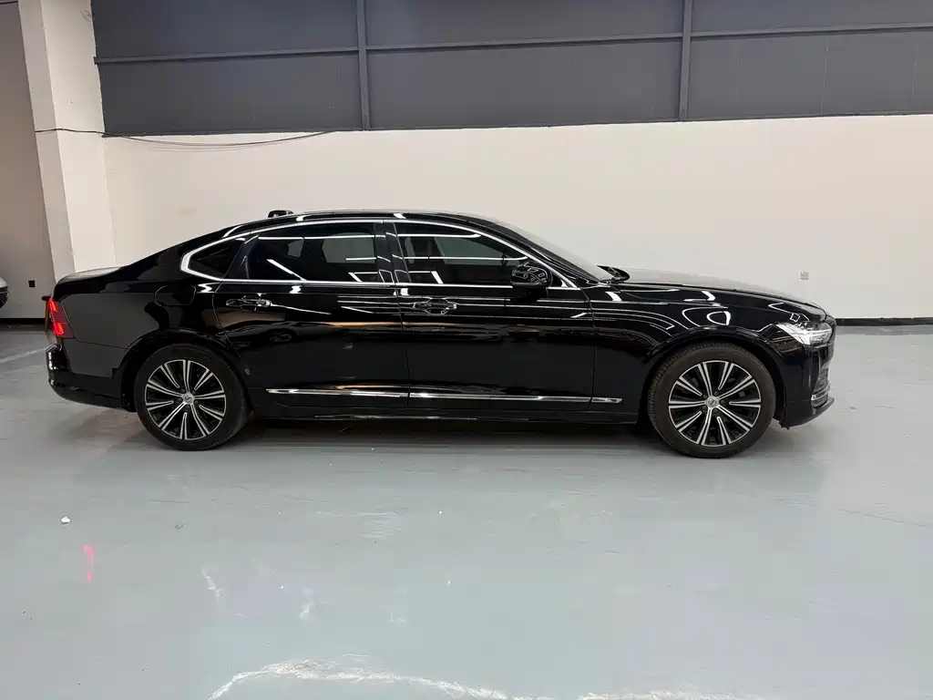 Volvo S90 — миниатюра 4