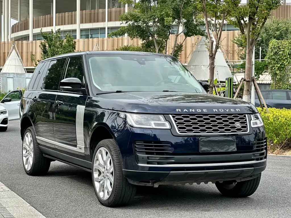 Land Rover Range Rover — миниатюра 3