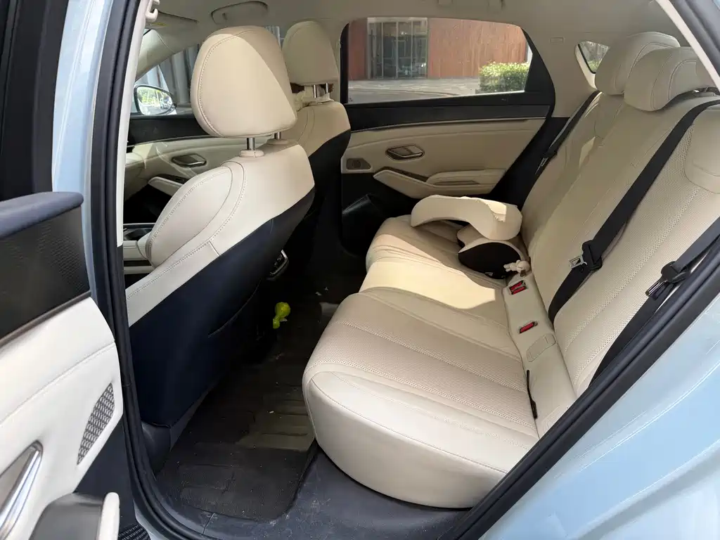 BYD Qin L — миниатюра 5