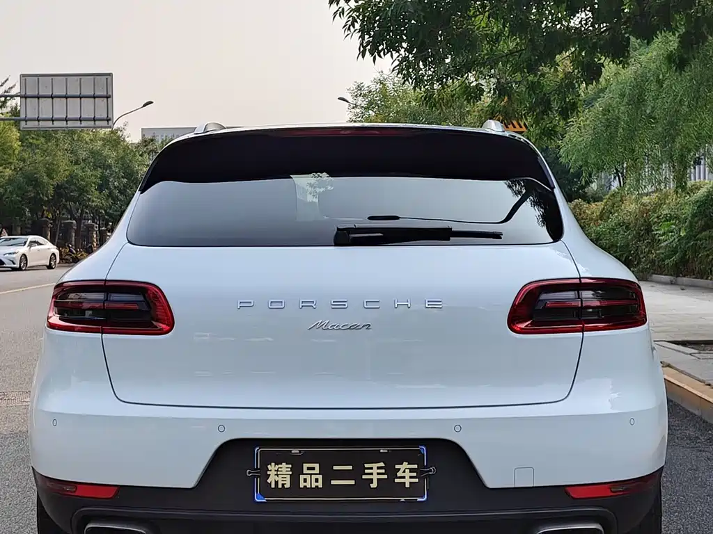 Porsche Macan — миниатюра 26