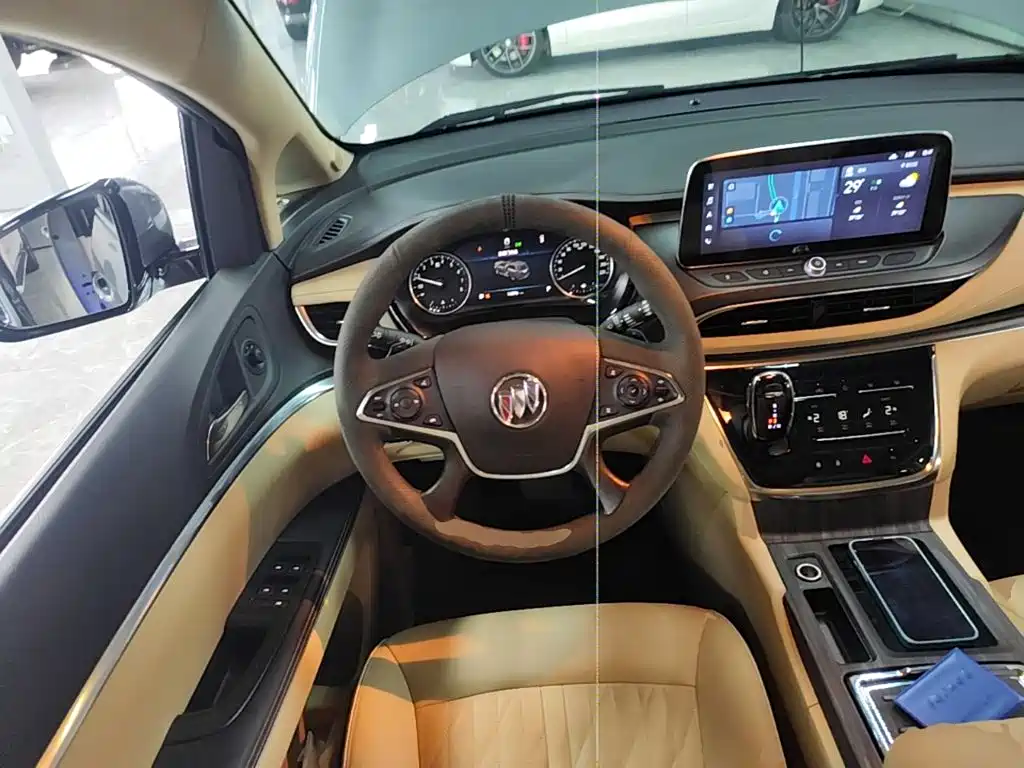 Buick GL8 — миниатюра 11