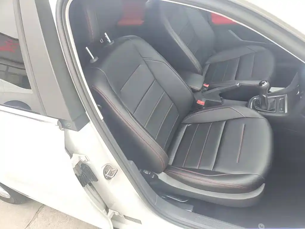 Volkswagen Bora — миниатюра 25