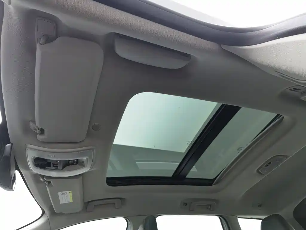 Volvo XC60 — миниатюра 14