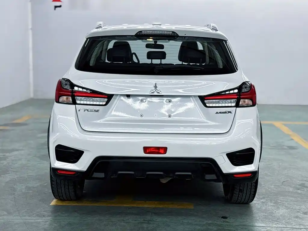 Mitsubishi ASX — миниатюра 8