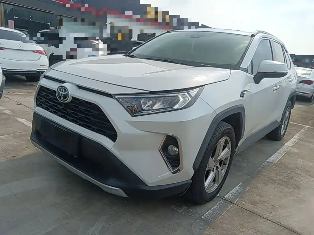 Toyota RAV4 — миниатюра 2
