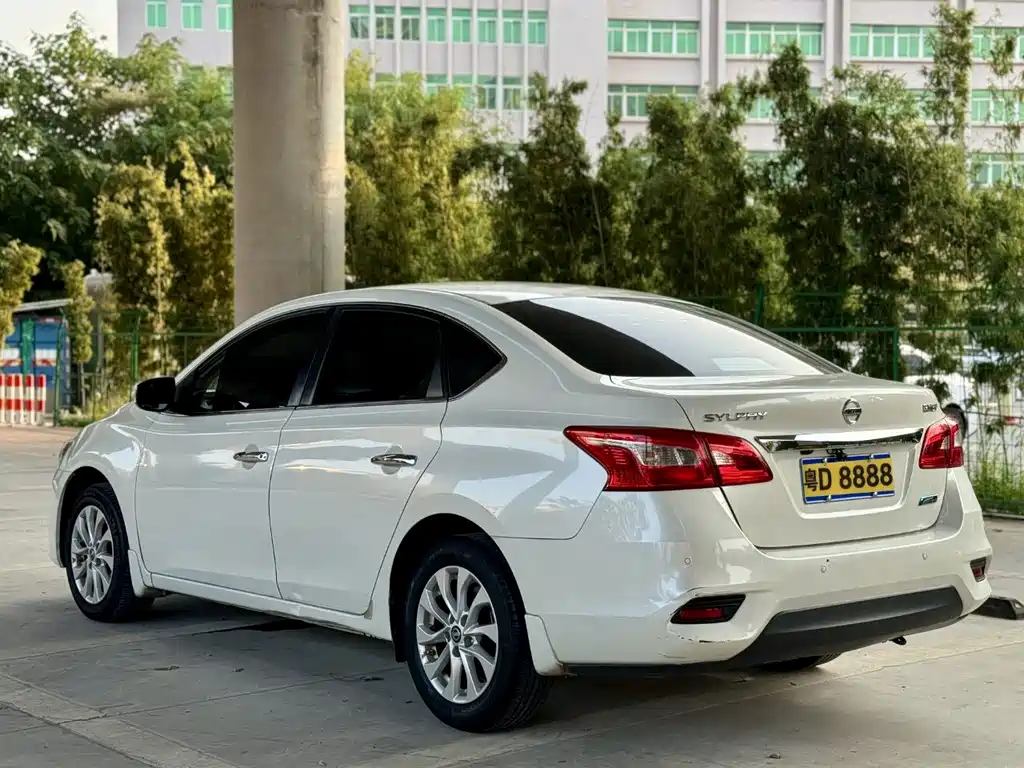 Nissan Sylphy — миниатюра 5