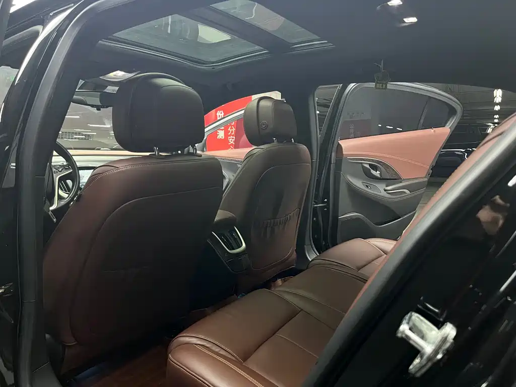 Buick LaCrosse — миниатюра 19