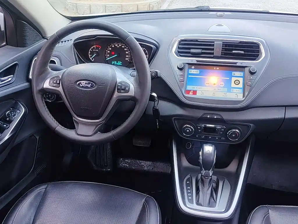 Ford Escort — миниатюра 8
