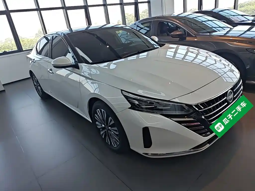 Nissan Teana — миниатюра 4