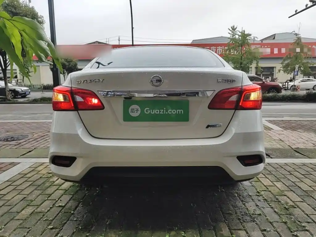Nissan Sylphy — миниатюра 6
