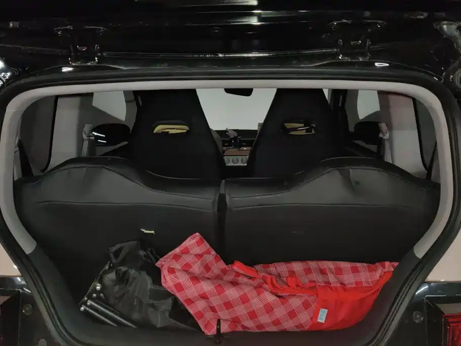 Wuling MINIEV — миниатюра 4