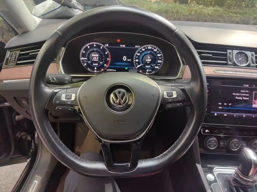 Volkswagen Magotan — миниатюра 3