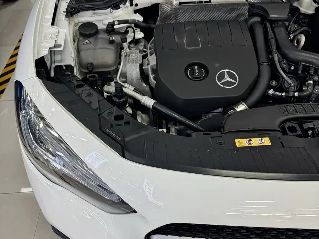 Mercedes-Benz GLA — миниатюра 7