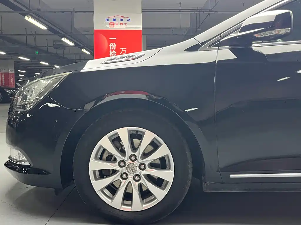 Buick LaCrosse — миниатюра 8