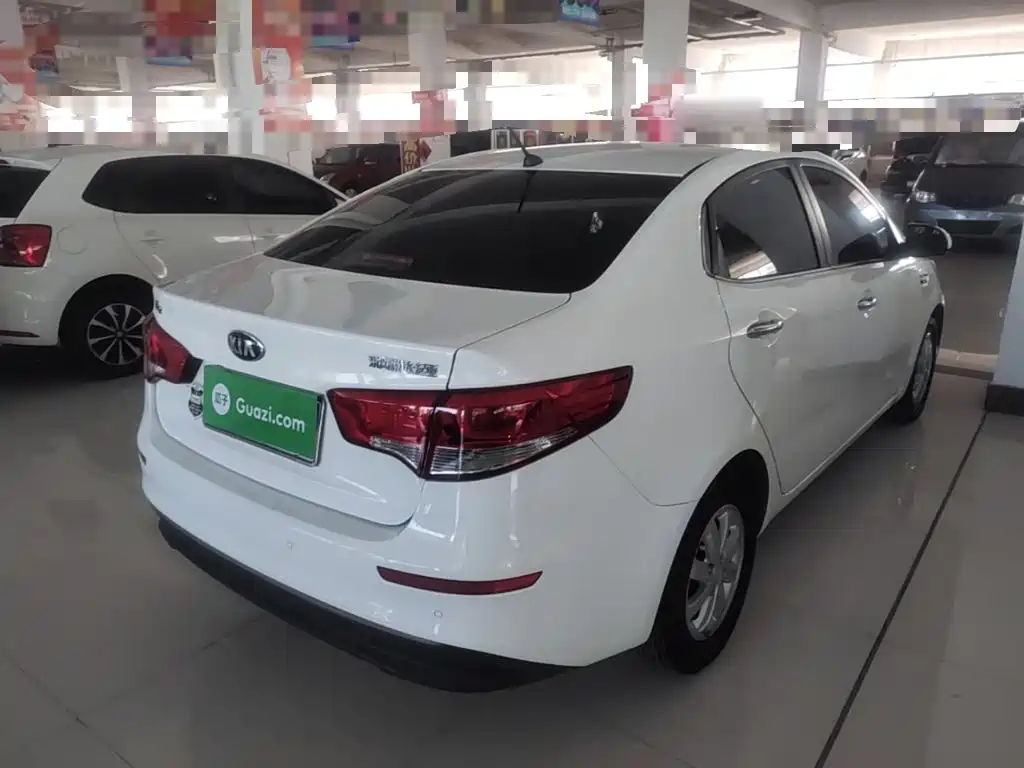 Kia K2 — миниатюра 7