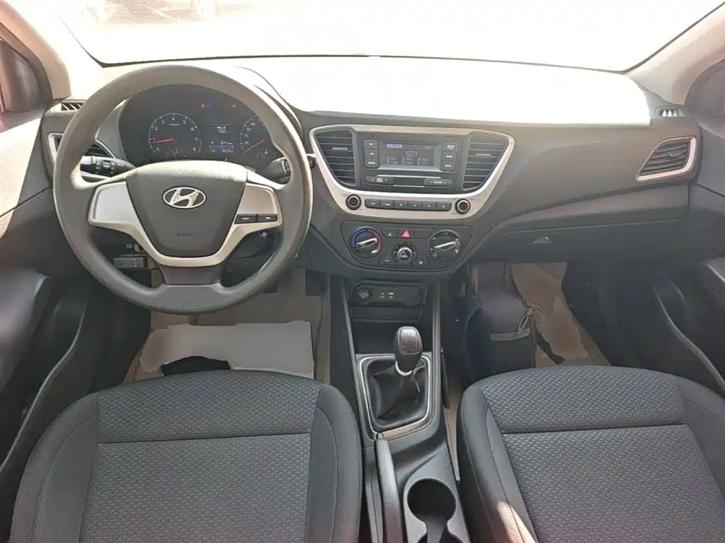 Hyundai Verna — миниатюра 10