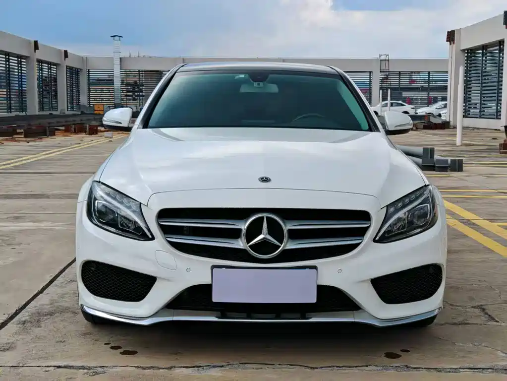 Mercedes-Benz C-Class — миниатюра 2