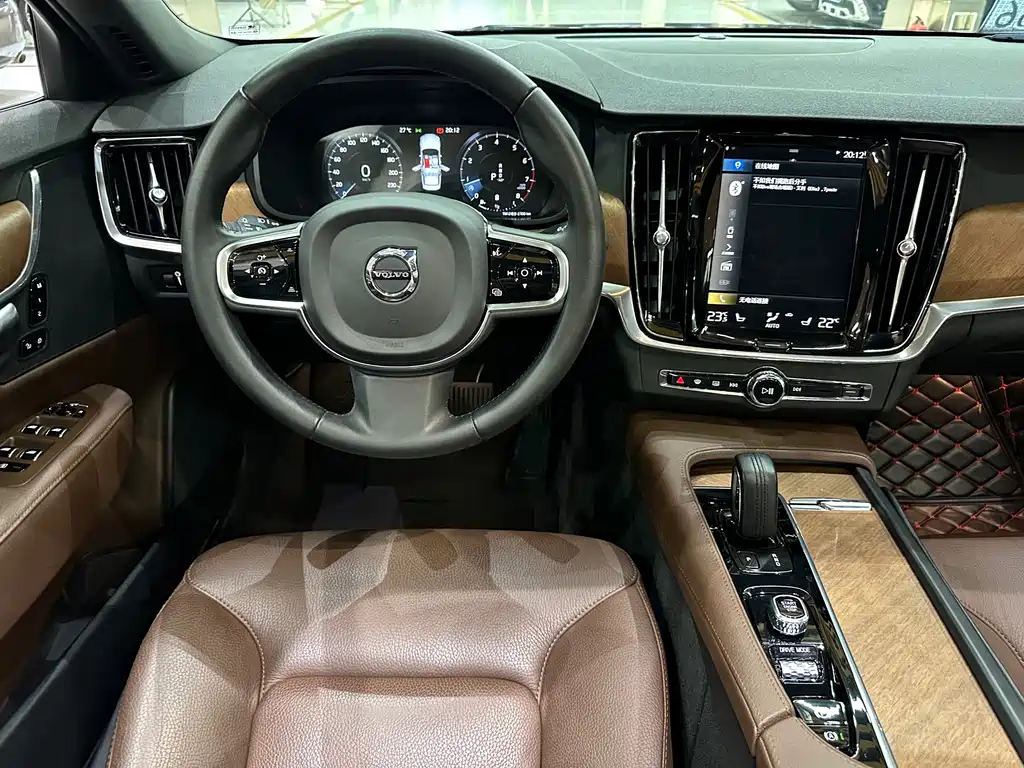 Volvo S90 — миниатюра 4