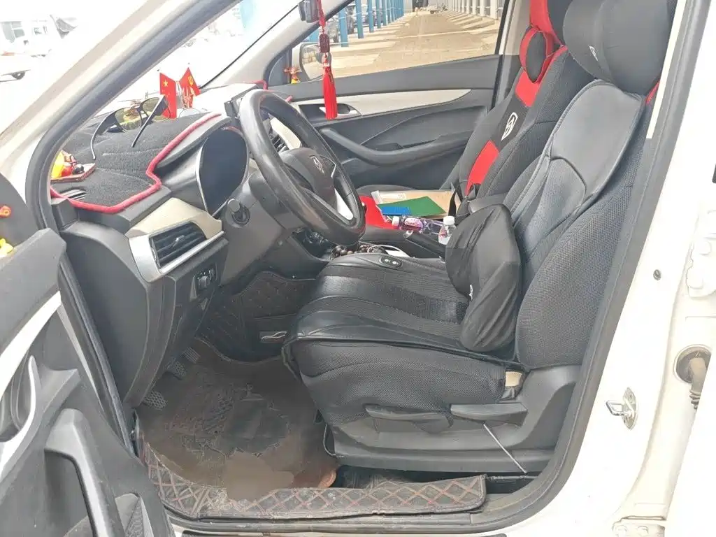 Baojun 360 — миниатюра 8