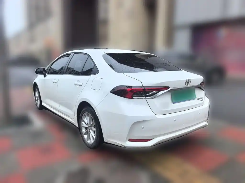Toyota Corolla — миниатюра 4