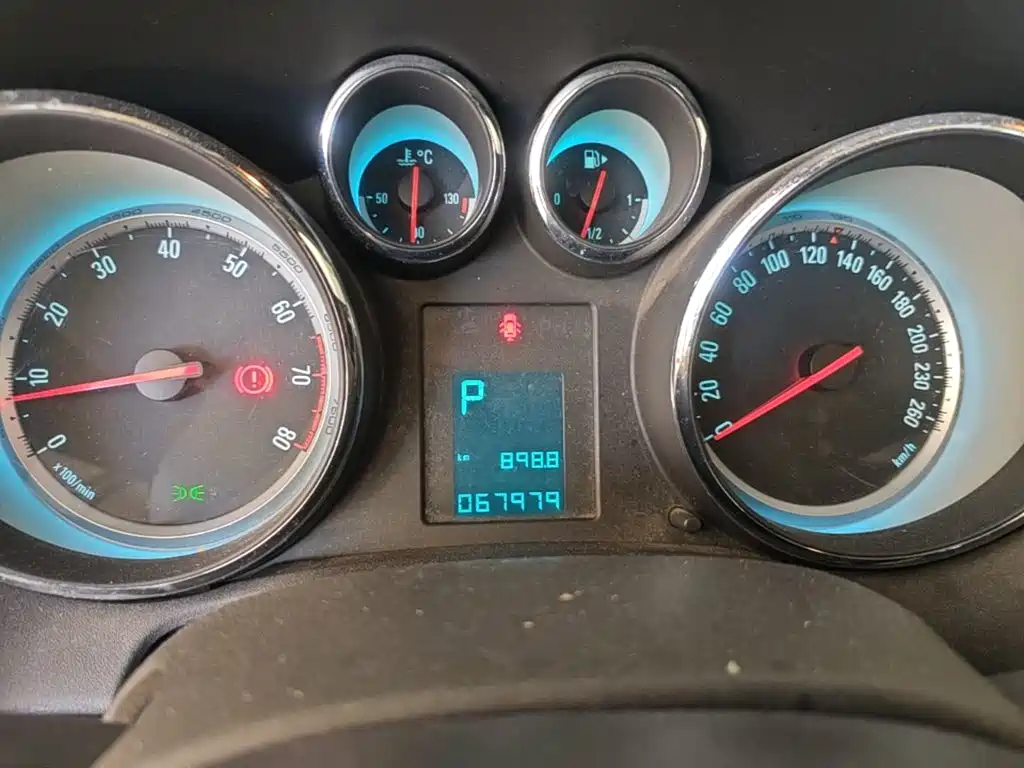 Buick Excelle — миниатюра 12