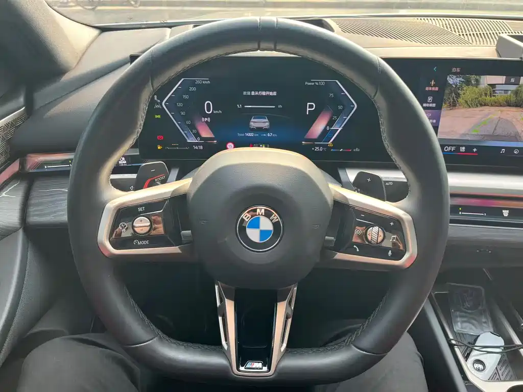BMW 5 Series — миниатюра 27