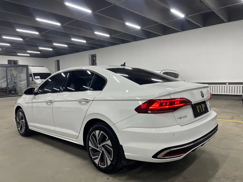 Volkswagen Bora — миниатюра 6