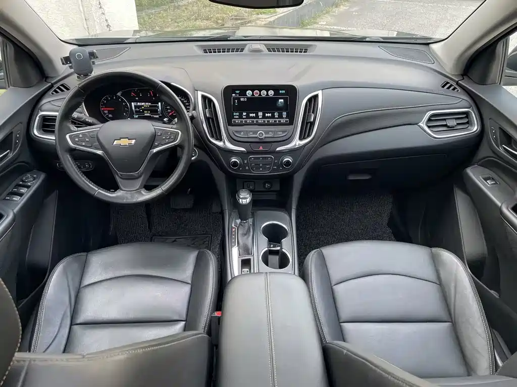 Chevrolet Equinox — миниатюра 5