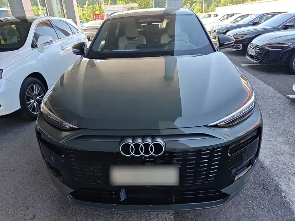 Audi AudiQ6L e-tron — миниатюра 3