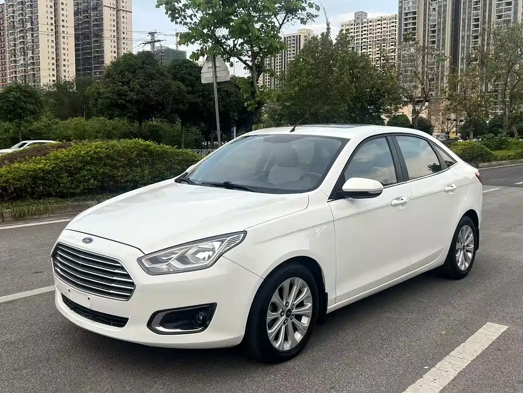 Ford Escort 2015