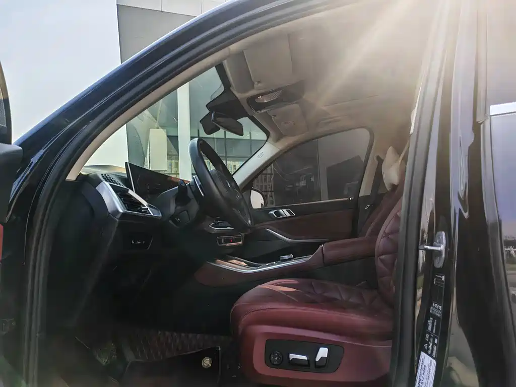 BMW X5 — миниатюра 13