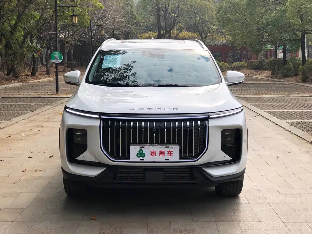 Jetour X90 PRO 2.0T DCT Luxury Edition 5 seats, фото 2