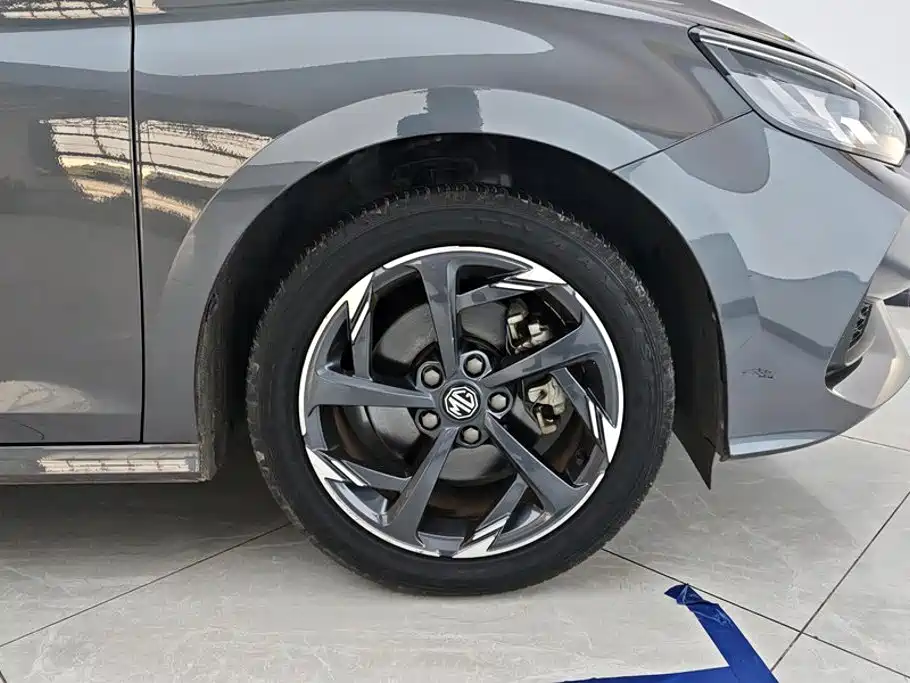 MG MG5 — миниатюра 6