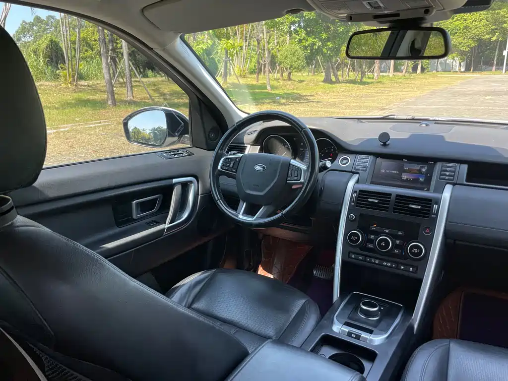 Land Rover Discovery Sport — миниатюра 16