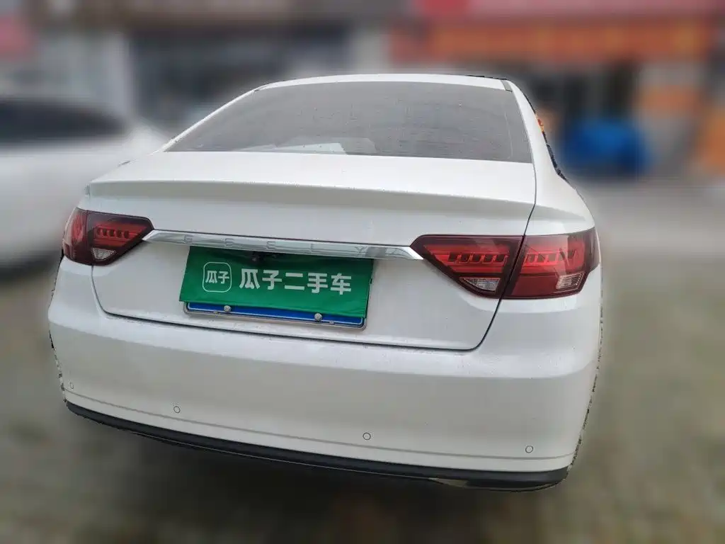 Geely Emgrand GL — миниатюра 3
