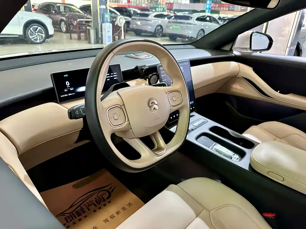NIO ET5 — миниатюра 17
