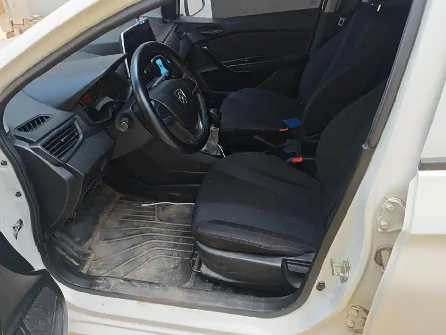 Baojun 310 — миниатюра 9