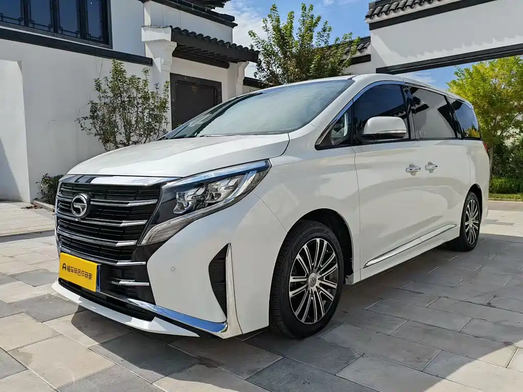 GAC TRUMPCHI M8