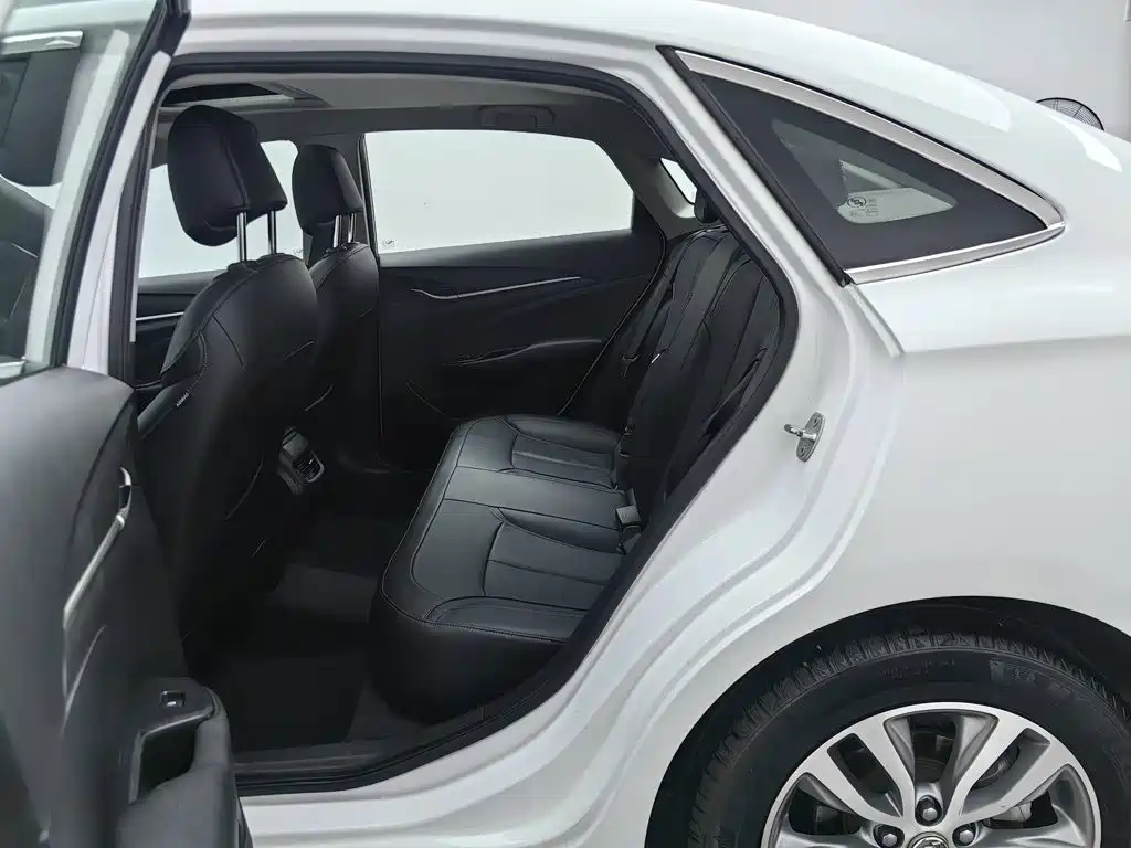 Buick Excelle — миниатюра 15