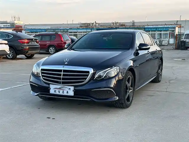 MERCEDES-BENZ E CLASS 2020